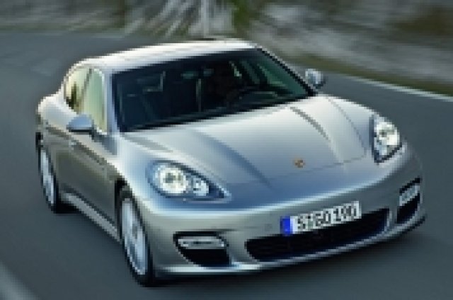 Първи официални данни и снимки на Porsche Panamera