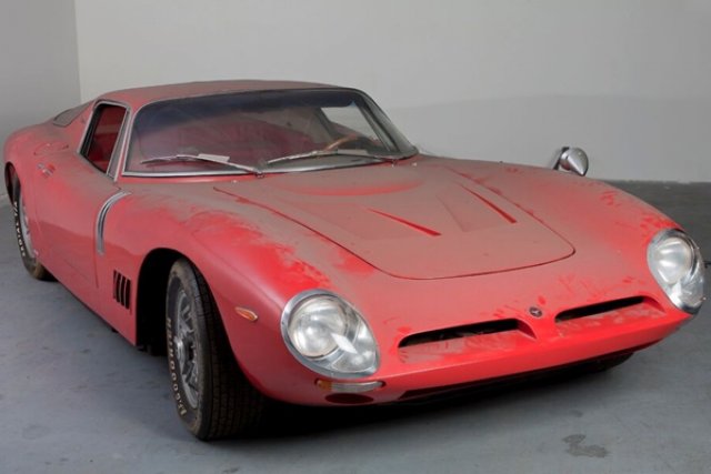 Последният оригинален Bizzarrini 5300 Strada излиза на търг