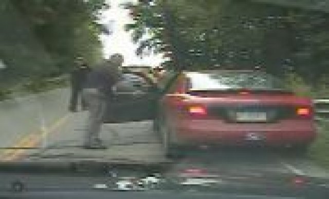 7-годишен с Pontiac бяга на полицията