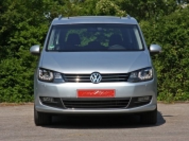 Започват продажбите на новия VW Sharan