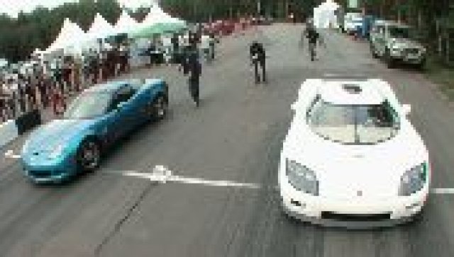 Corvette Z06 VS Koenigsegg CCXR