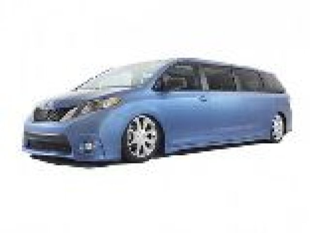 Toyota превърна Sienna в лимузина
