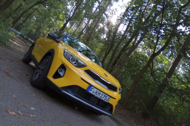 Проверена рецепта: тестваме новата Kia Stonic