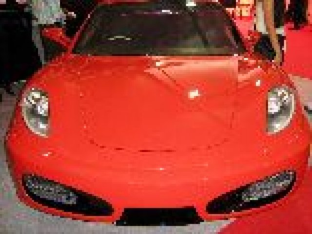 Ferrari F430 или индийска Corolla