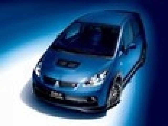 Версия с подсилена каросерия на Mitsubishi Colt CZT