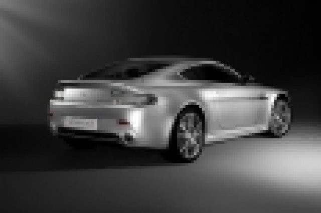 Aston Martin отново модернизира V8 Vantage