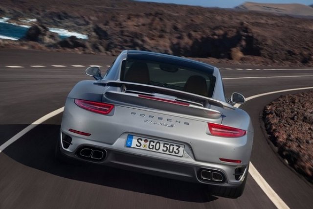 333 км/час с новото Porsche 911 Turbo S