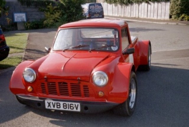 Има и такова MINI