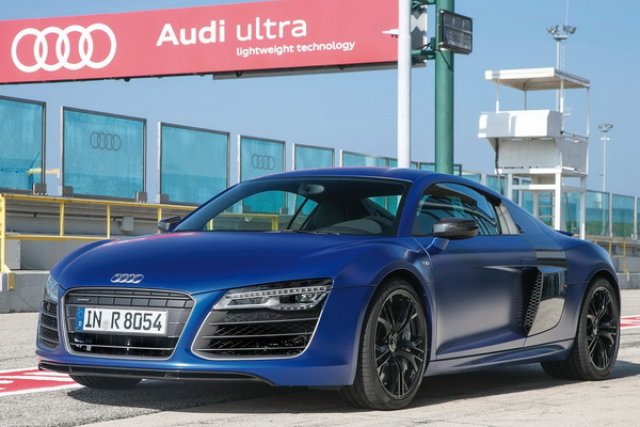 Новото Audi R8 може да получи малък мотор