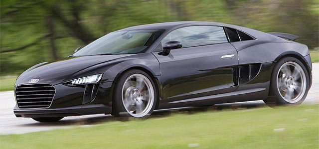 Audi R8 остава с атмосферни мотори