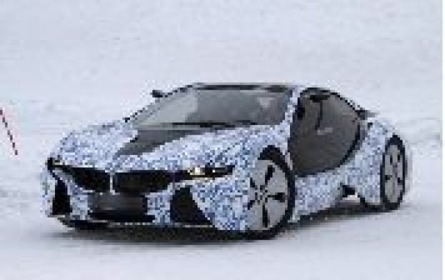 Нови шпионски снимки от BMW i8