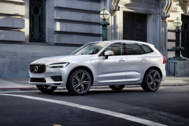 Volvo ще прави коли от пластмасови бутилки