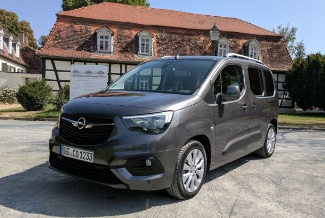 Французин в германска опаковка: Тестваме новия Opel Combo