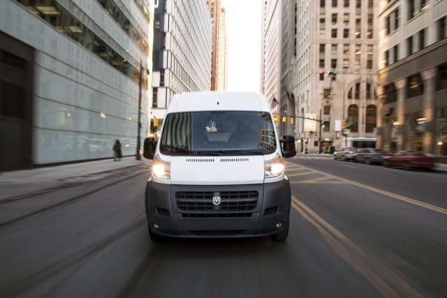 Fiat Ducato получи емблемата на Ram