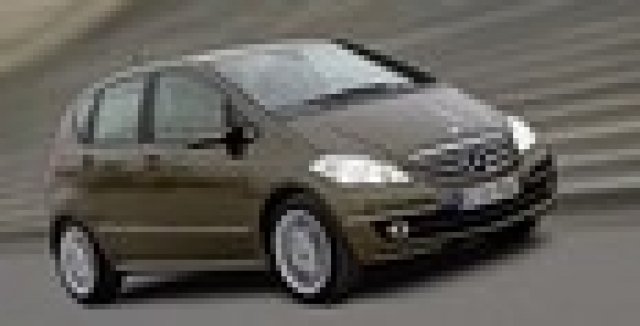 Mercedes-Benz показа А-Клас след фейслифт.