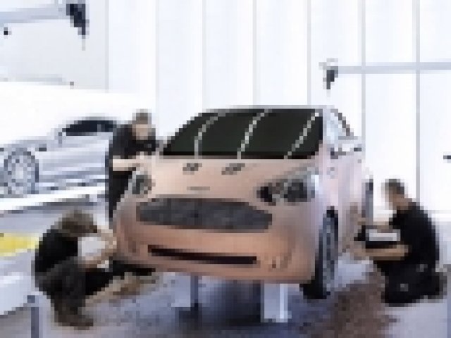 Aston Martin ще прави мини автомобил