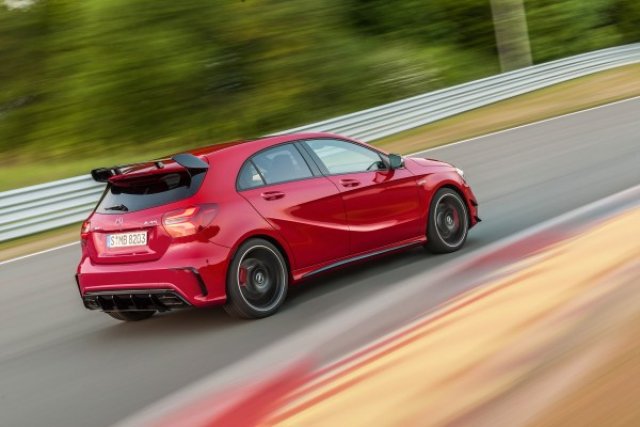 Mercedes прави най-мощния хот хеч