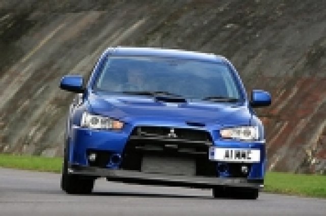 Появи се Evo X FQ-400