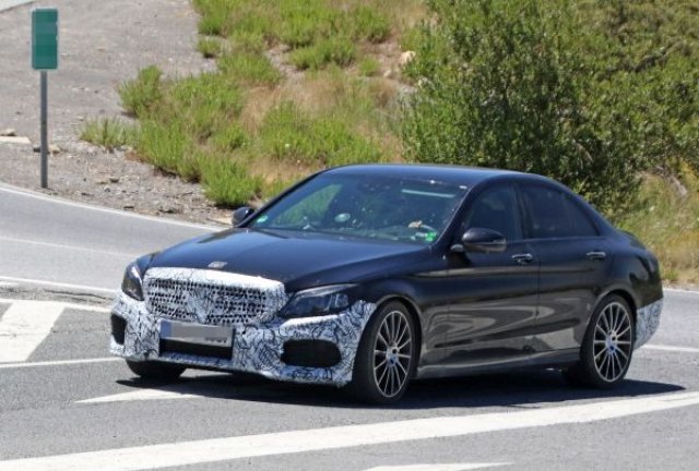 Нов двигател за фейслифта на Mercedes C-Class