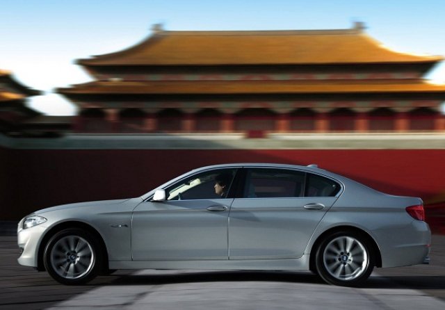 BMW разширява партньорството си с Brilliance