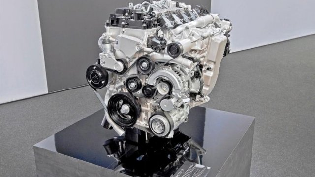 Новият мотор SkyActiv-X оправдава очакванията
