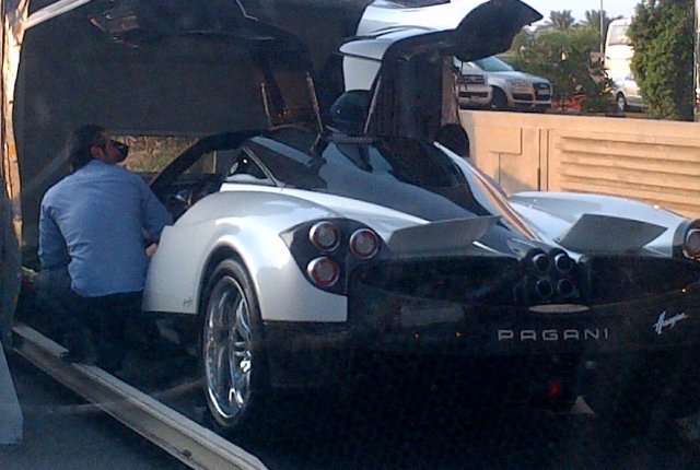 Неизвестен от Дубай получи Pagani, което все още не в продажба