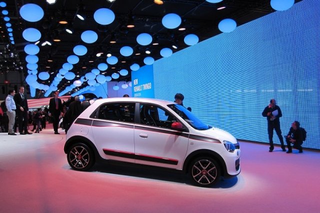 Dacia пуска модел със задно, ще струва 10 000 лв