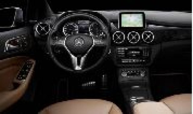 Поглед в салона на новата B-Class
