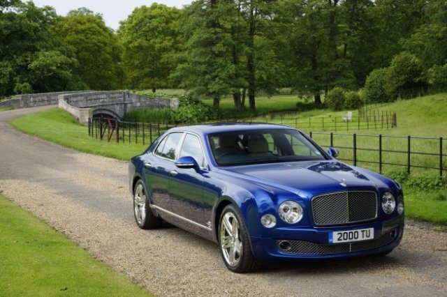 Bentley се насочва към дизела
