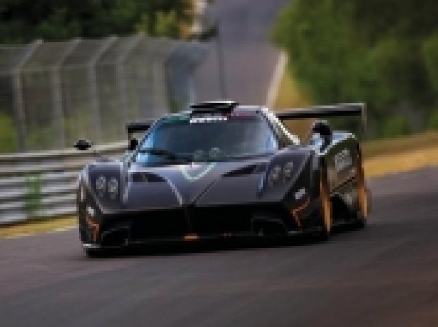 Pagani Zonda R постави рекорд на пистата Нюрбургринг