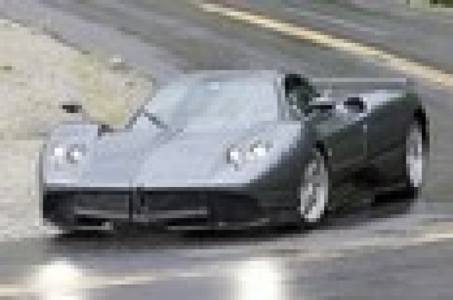 Новата Pagani Zonda F без камуфлаж!