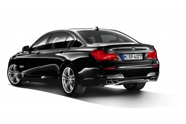 BMW планира 7-Series M и M3 във версия GT