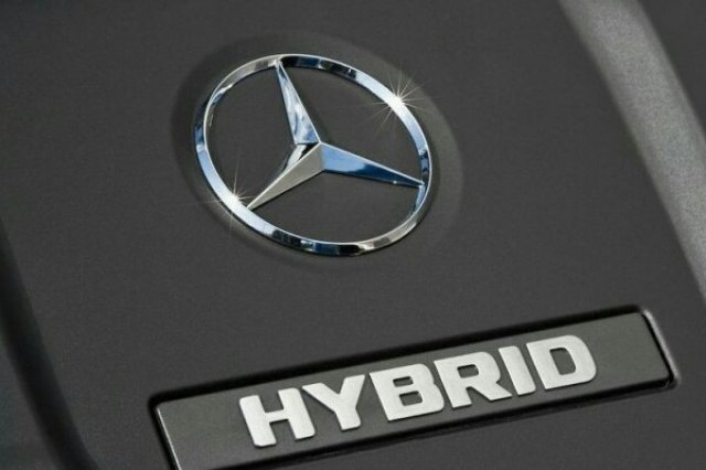Mercedes-Benz ще предложи два нови хибрида