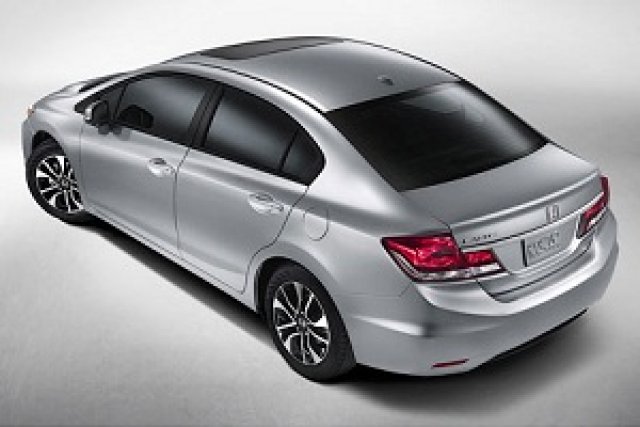 Honda спешно обнови седана Civic