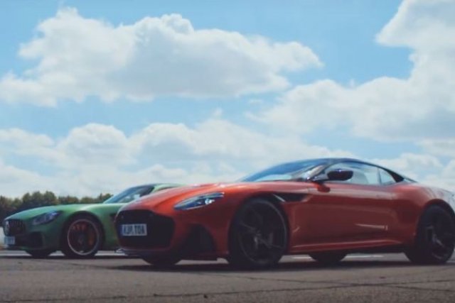 Екстремният Aston Martin DBS Superleggera срещу Mercedes-AMG GT R (ВИДЕО)