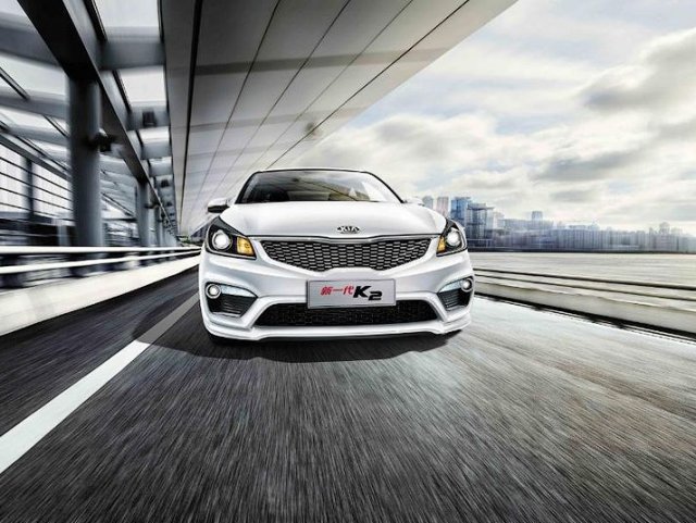 Kia показа и седана Rio 