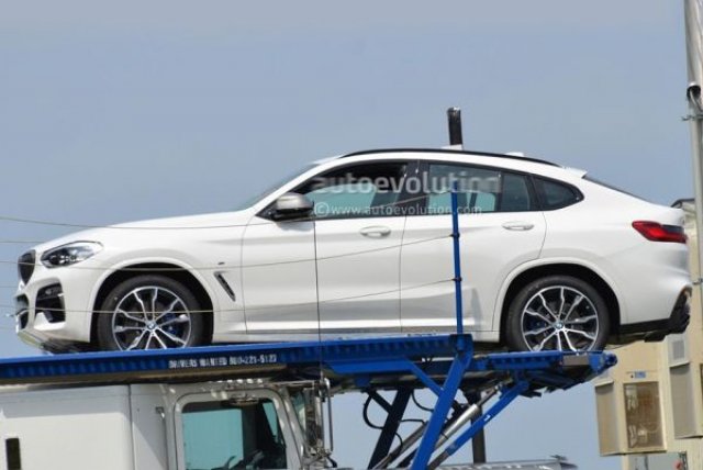 Заловиха новото BMW X4 без маскировка