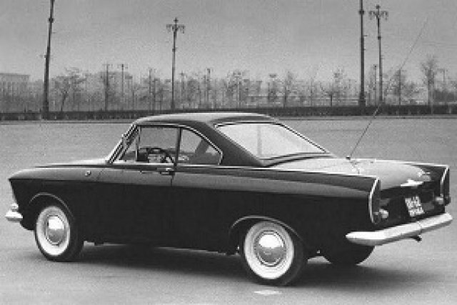 Москвич 408 като купе-кабриолет