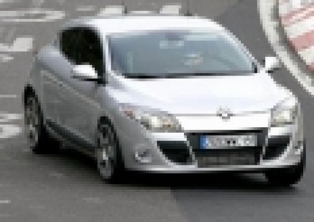 Шпионски снимки на Megane Coupe от RenaultSport