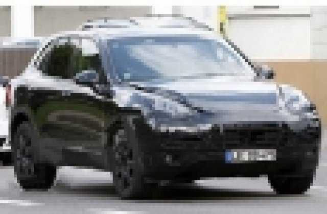 Porsche подготвя новото поколение на Cayenne