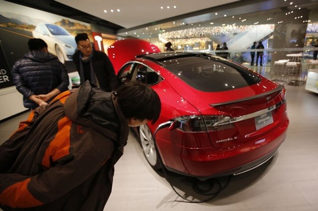 Китаец съди Tesla за близо 4 млн. долара