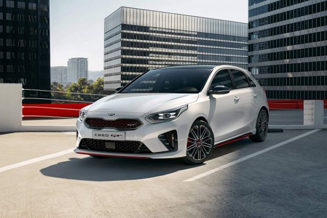 Kia представи и нов Ceed GT