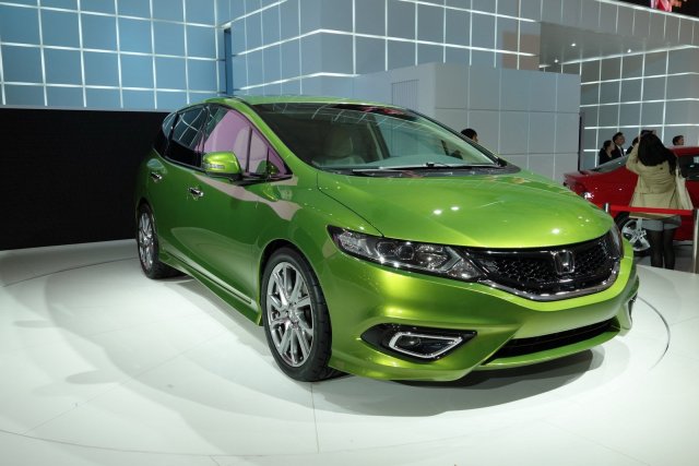 JADE - нов глобален модел от Honda