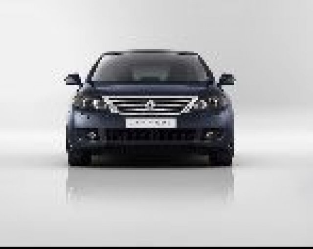 Renault Latitude идва на пазара в Европа