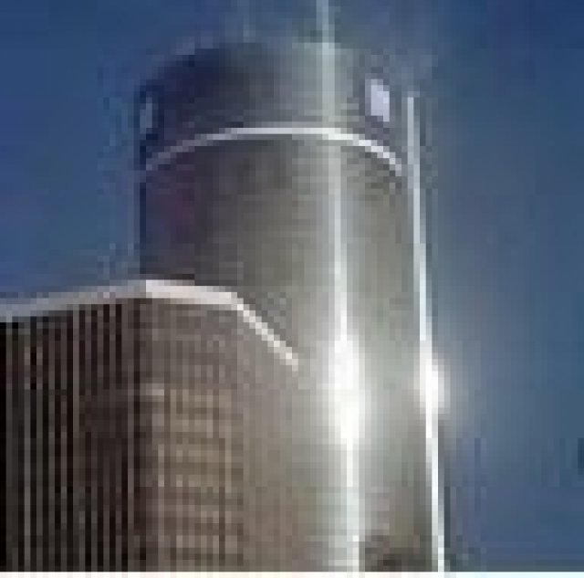 GM и Chrysler искат безпрецедентна помощ от правителството за сливането си