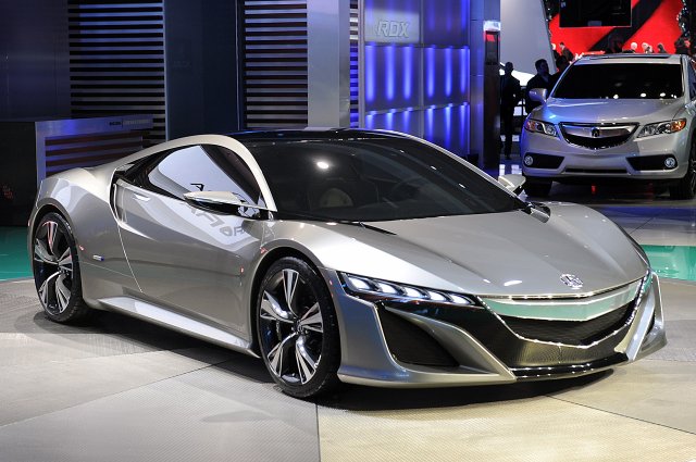 Honda работи върху „мини-NSX”