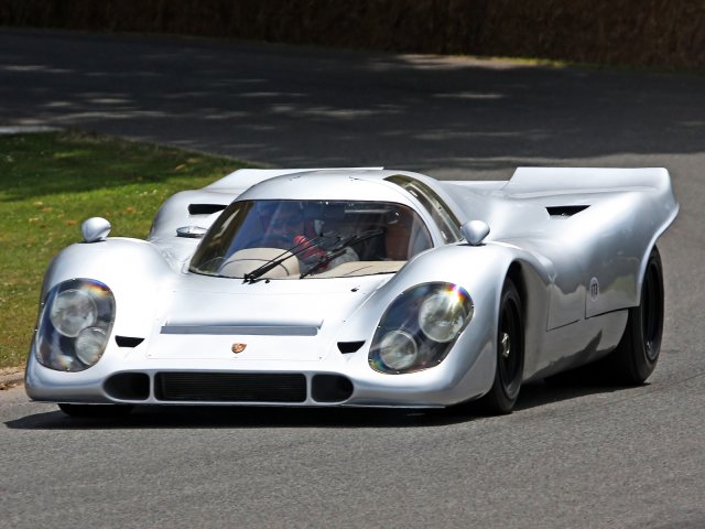 Журналист бе осъден да плати $190 000 за счупено Porsche 917