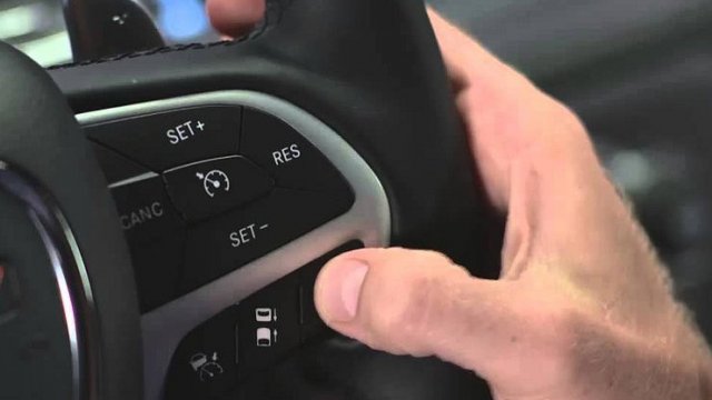 Опасен ли е круиз-контролът през лятото?