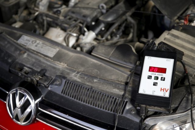 Франция започна проверки на всички производители