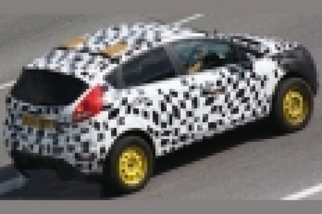 Ford с нов мини кросоувър